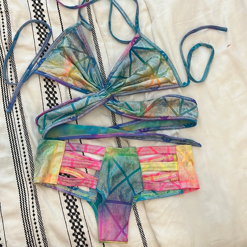 INSANE holographic IHEARTRAVES rainbow set